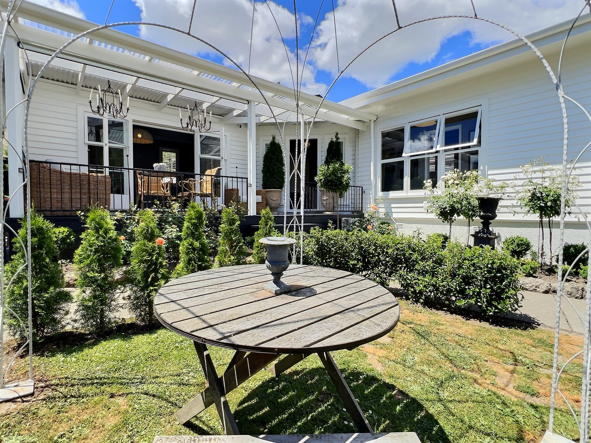 97 James Cook Street
