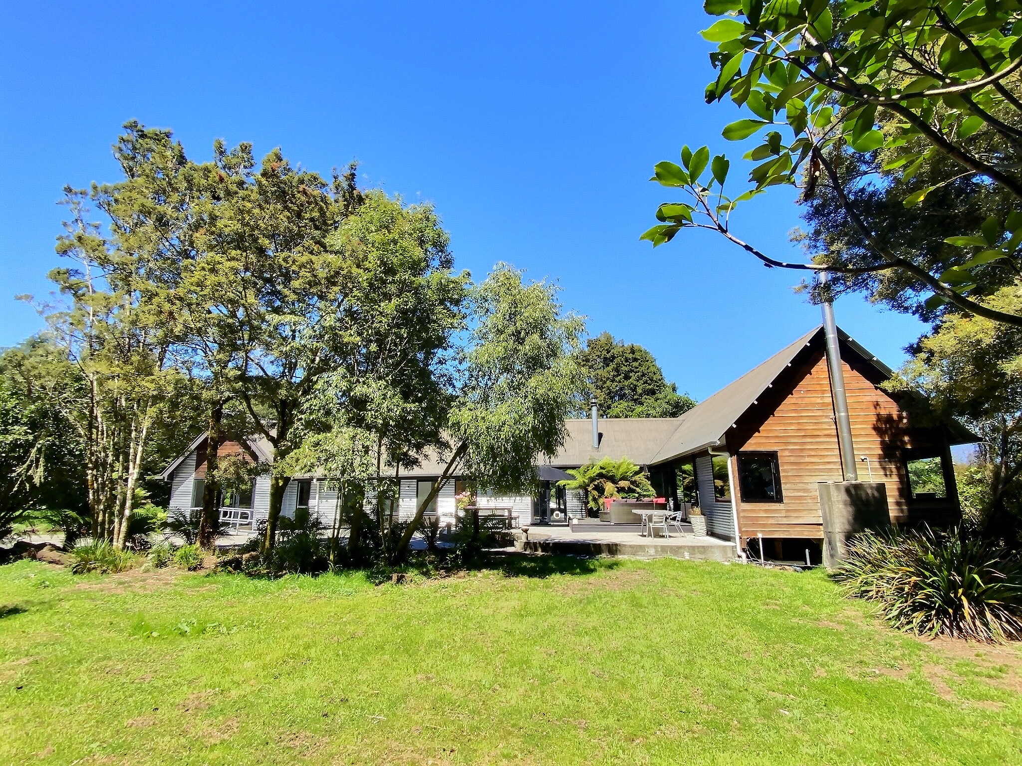 1946 Arnold Valley Road,Moana 