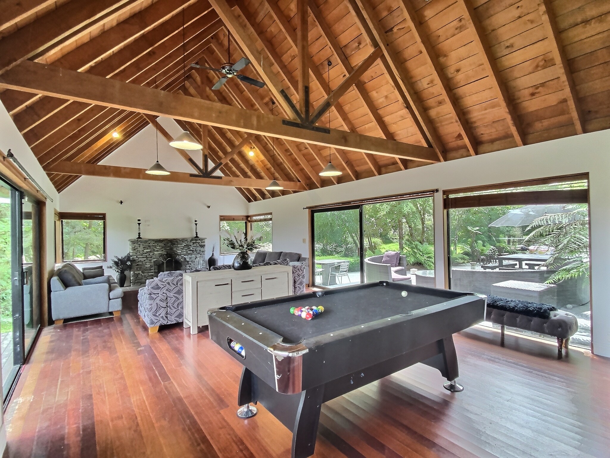 1946 Arnold Valley Road,Moana 