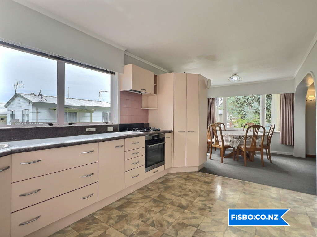 36 Bowling Road, Greenmeadows